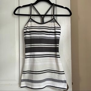 Lululemon size 4 workout tank